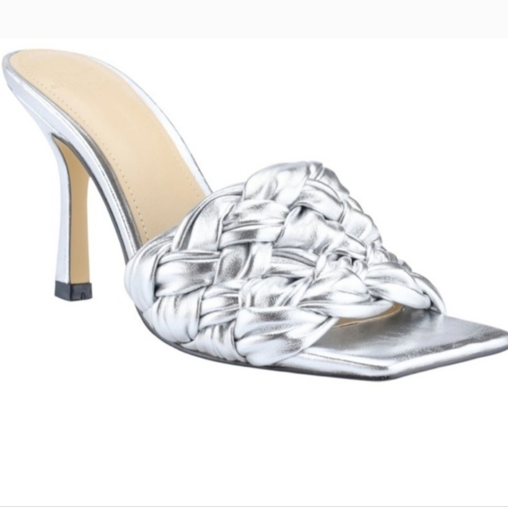 Marc Fisher LTD Draya Braided Sandal (Women)Size 7.5M Silver metallic leather c